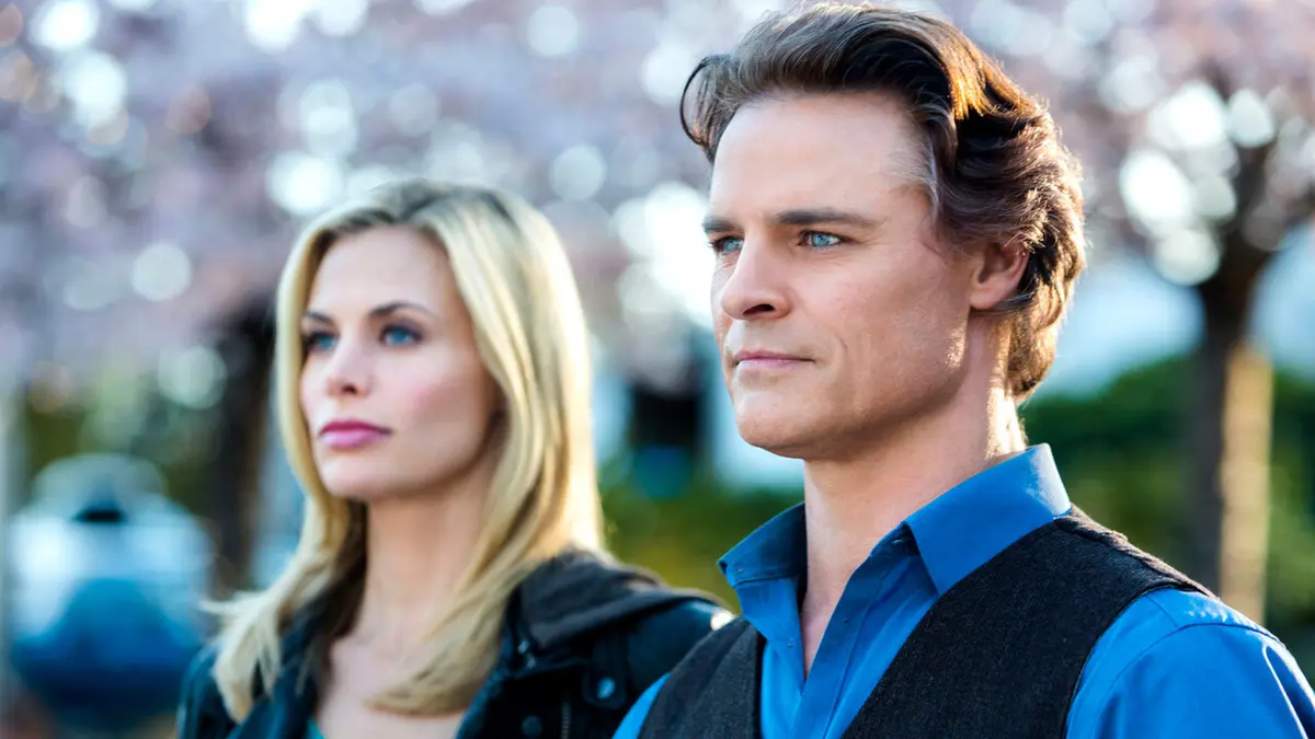 Gourmet Detective Mysteries 2 : A Healthy Place to Die