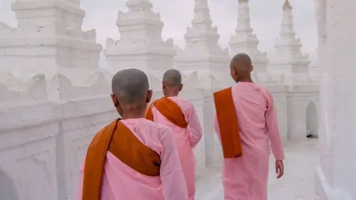 Grandir sur la route de la soie La vie en rose ?