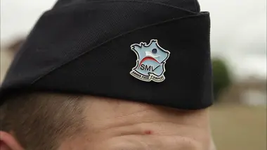 Grands documents Le service militaire volontaire : l'année qui va changer leur vie