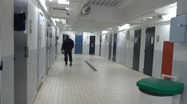Saint-Maur : au coeur d'une prison de haute sécurité