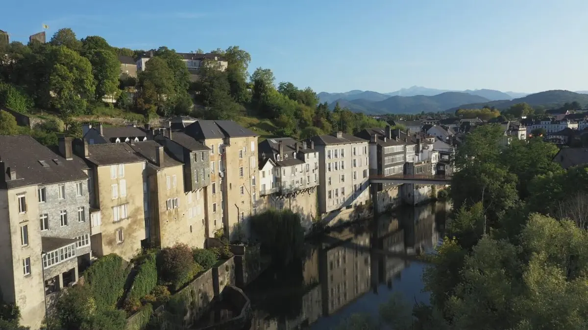 Grands reportages C'est la fête au village !