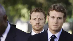 Grey's Anatomy S06E01 L'un part...