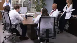 Grey's Anatomy S19E17 A vos risques et périls