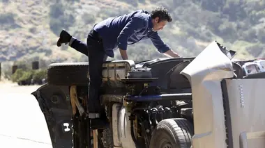 Grey's Anatomy S11E21 Belle journée pour sauver des vies