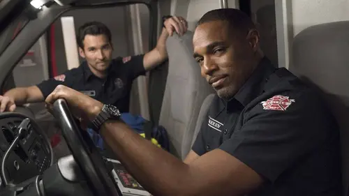 Grey's Anatomy : Station 19 S05E01 La résurrection du phénix