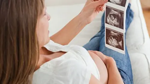 Grossesses miracles : elles se battent pour devenir mère