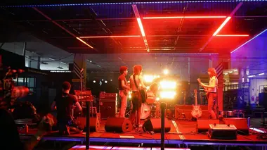 Ground Control : The Lemon Twigs, The Fat White Family, Los Bitchos