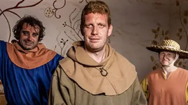 Guédelon, les bâtisseurs de châteaux forts