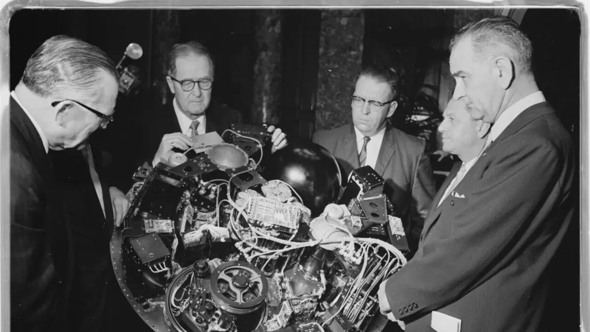 Guerre froide, la course à la technologie L'âge d'or de la science