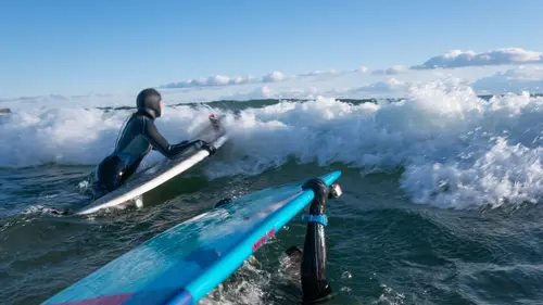 Guides d'aventures Hélène Filion Alegre - Guide de surf