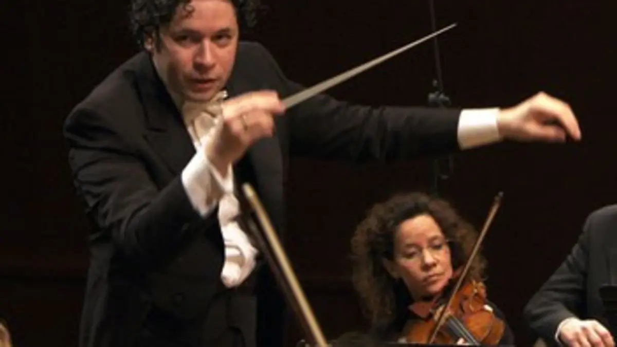 Gustavo Dudamel dirige la «Symphonie n°3» de Brahms