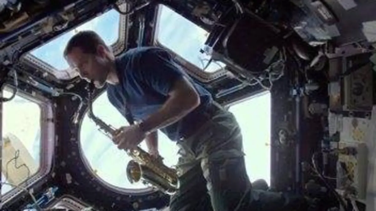 Gymnastique L'art à la conquête de l'espace