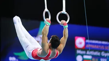 Gymnastique artistique Gymnastique artistique. Finales anneaux messieurs, barres asymétriques dames et saut messieurs
