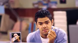 H S03E07 Une histoire de fauteuil