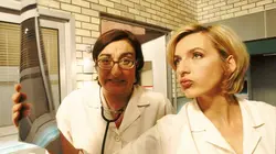 H S01E02 Trop moche pour être belle