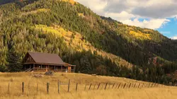 Habitations en péril : le ranch des Raney Un brasier infernal