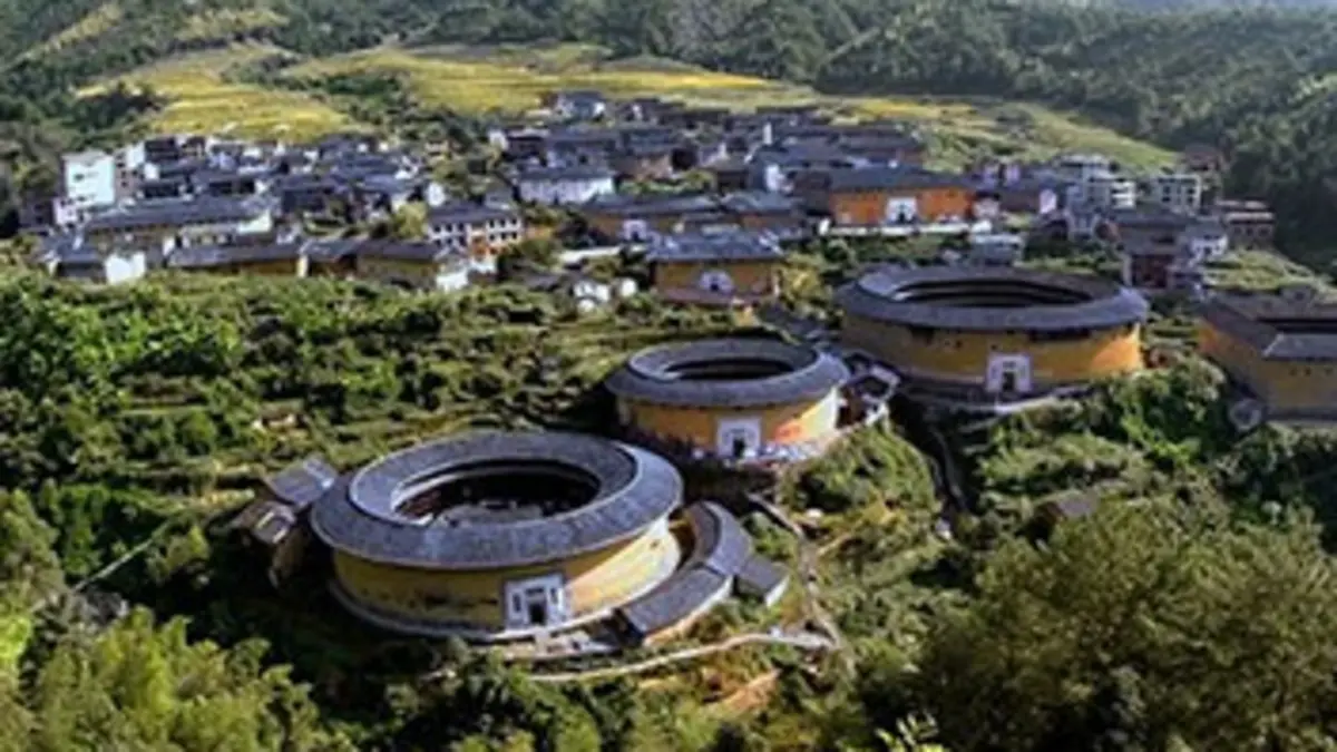Habiter le monde S01E05 Les tulous, forteresses chinoises