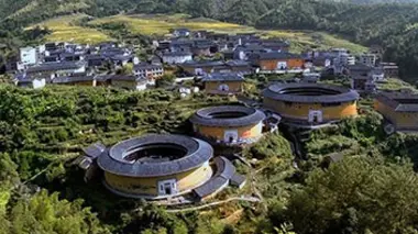 Les tulous, forteresses chinoises