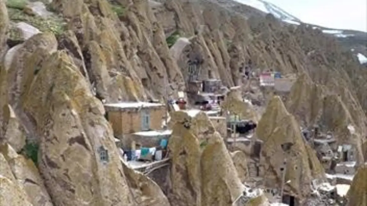 Habiter le monde S01E09 Iran : Kandovan, le village troglodyte