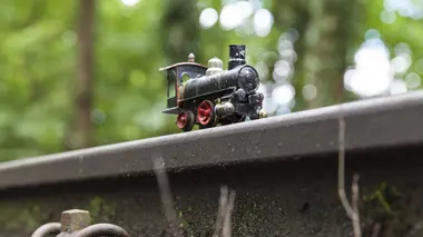 Trois hommes et trois roues