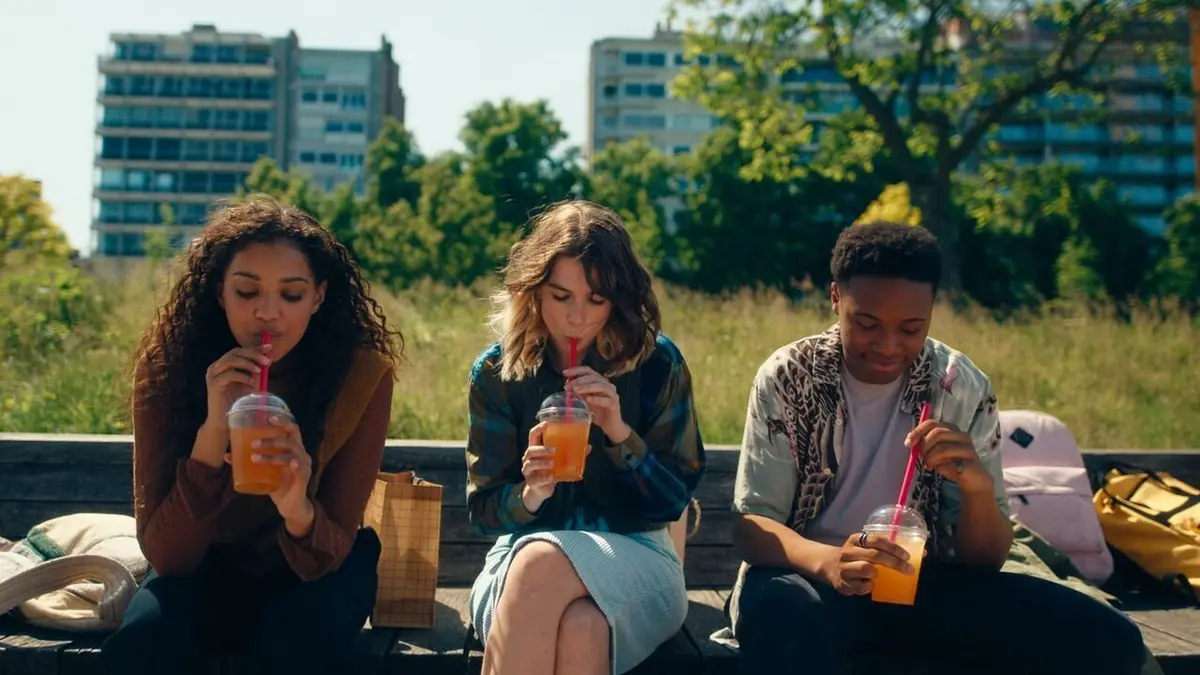 Visuel de Hawa & Adam S01E01 Le journal