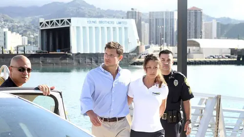 Hawaii 5-0 S01E17 Powa Maka Moana