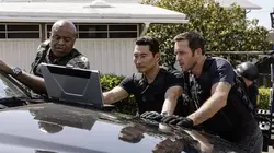 Hawaii 5-0 S07E20 Huikau na makau a na lawai'a