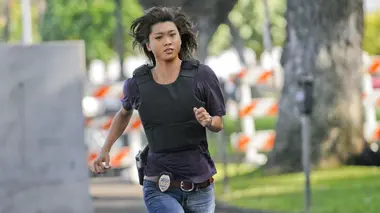 Hawaii 5-0 S01E14 He Kane Hewa'ole