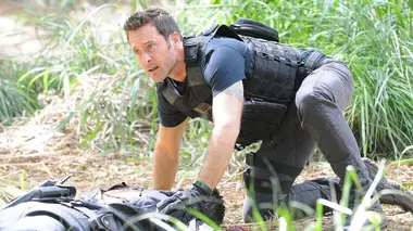 Hawaii 5-0 S06E21 Ka Pono Ku'Oko'a