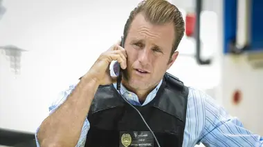 Hawaii 5-0 S10E16 He kauwa ke kanaka na ke aloha