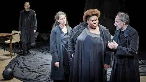 Casting Hécube, pas Hécube