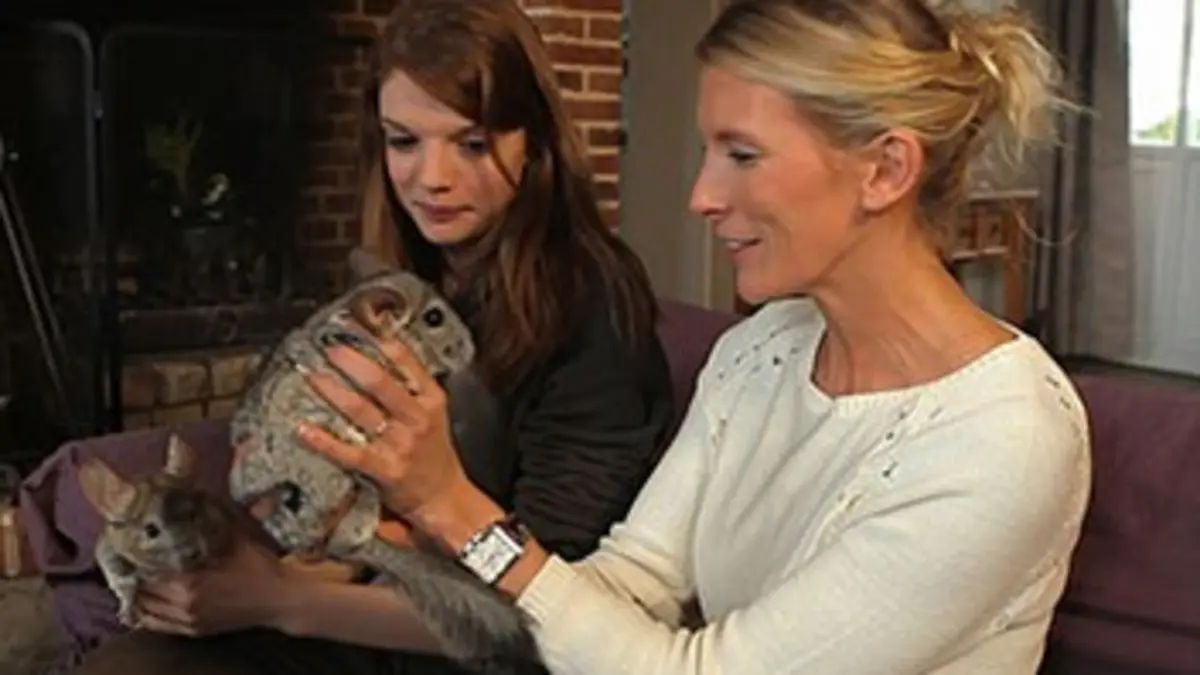 Hélène et les animaux S01E01 La transmission de la passion des animaux aux enfants