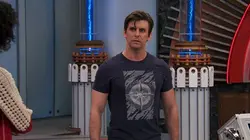 Henry Danger  S04E01 Le malade espionné