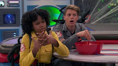 Henry Danger S05E01 Danger Things