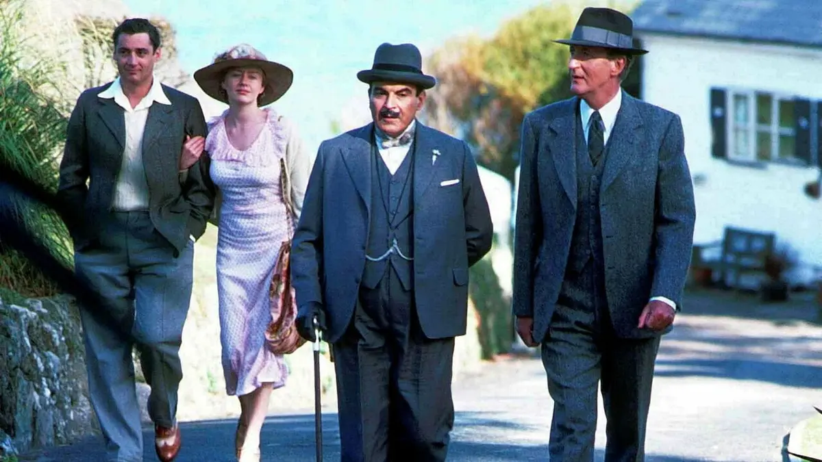 Hercule Poirot S08E01 Vacances d'Hercule Poirot