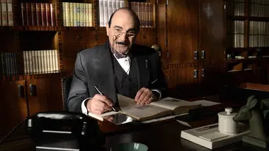 Hercule Poirot quitte la scène