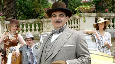 Hercule Poirot S03E08 Le mystère du bahut espagnol