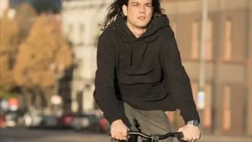 Here and Now S01E10 C'est là