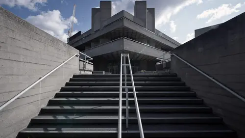 Hérésies architecturales ? Des colosses brutalistes