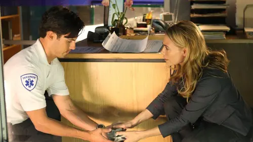 Heroes S04E03 Eveil des sens