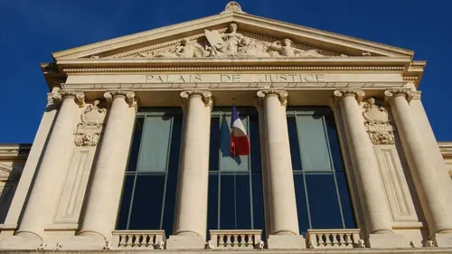 Heurts et tensions dans les villes