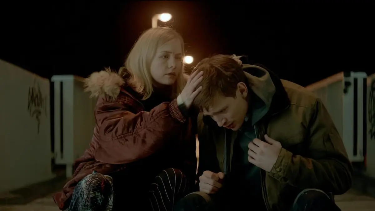 Hidden : First Born S01E01 Résurrection