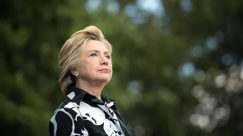 Hillary S01E04 Sois notre championne, va-t'en