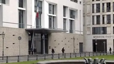 De la puissance à l'influence