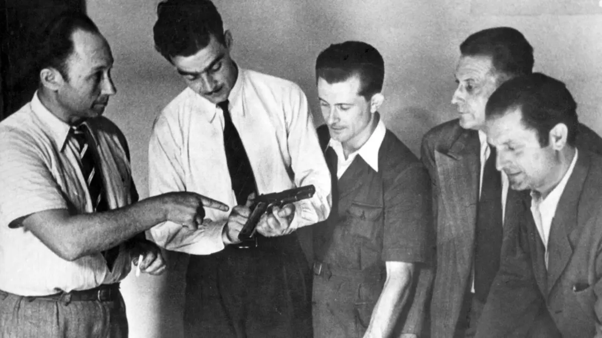 Histoire des services secrets français L'heure des combats (1940-1960)