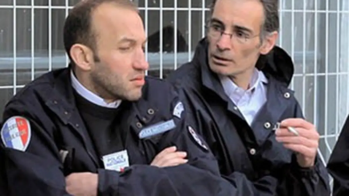 Histoires courtes Cycle «Faites mijoter le suspect»