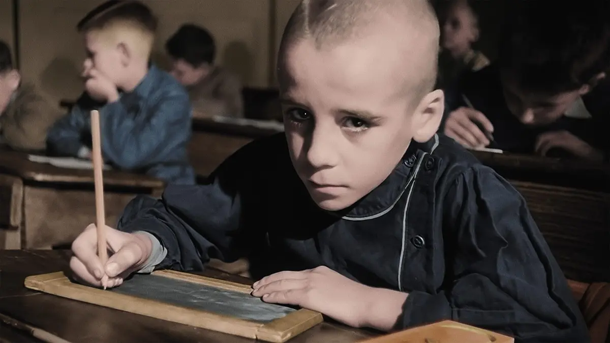 Histoires d'une nation : l'école Une école pour tous : 1945 à aujourd'hui