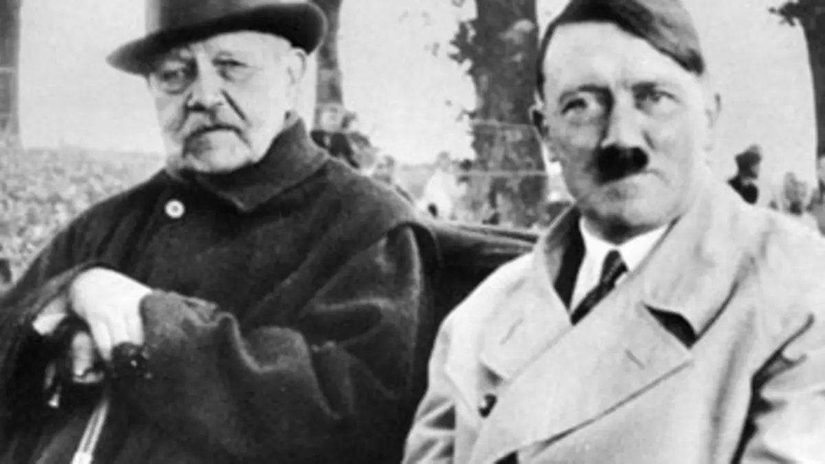 Hitler et Hindenburg