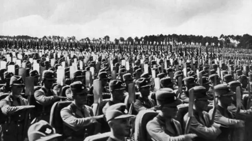 Casting Hitler : la machine à propagande Pouvoir et persuasion