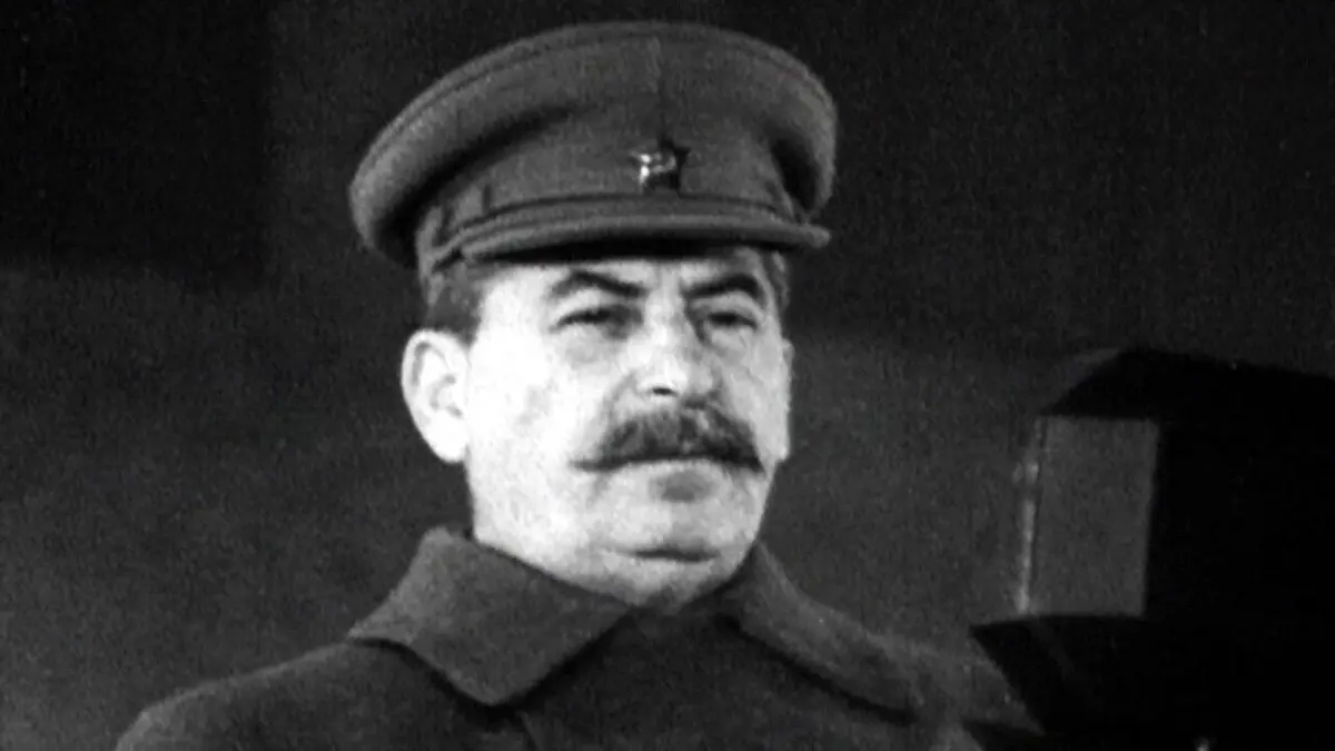 Hitler-Staline : La diagonale de la haine E01
